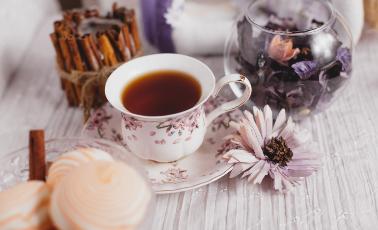 Aroma ChaiTea - Caffeine Free vs. Decaffeinated Tea: What's the Difference?